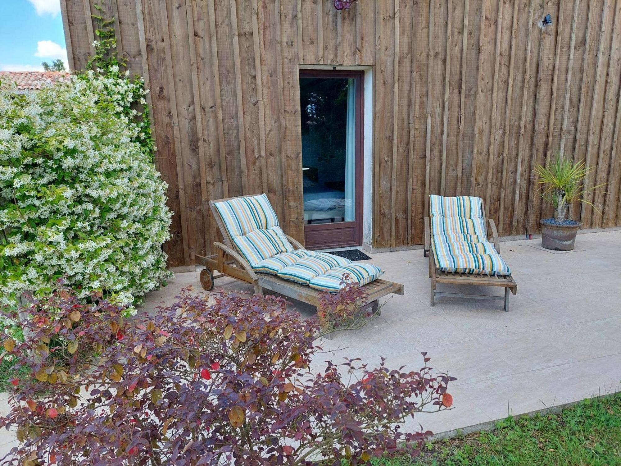 Gite Cosy Grand Confort Dans Un Ecrin De Verdure Agudelle المظهر الخارجي الصورة